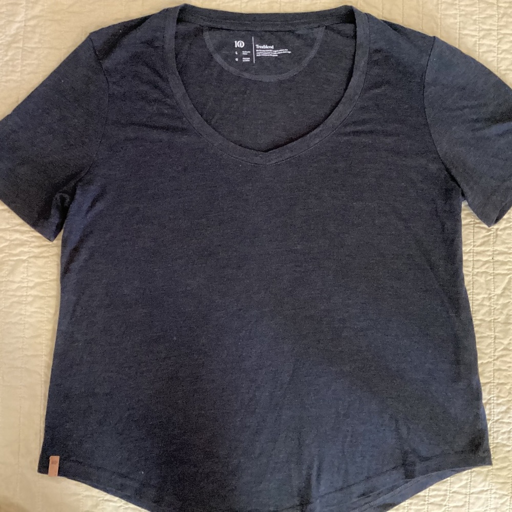 NWOT Women’s TreeBlend T-shirt